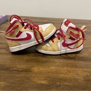 Toddler Nike Shoe’s